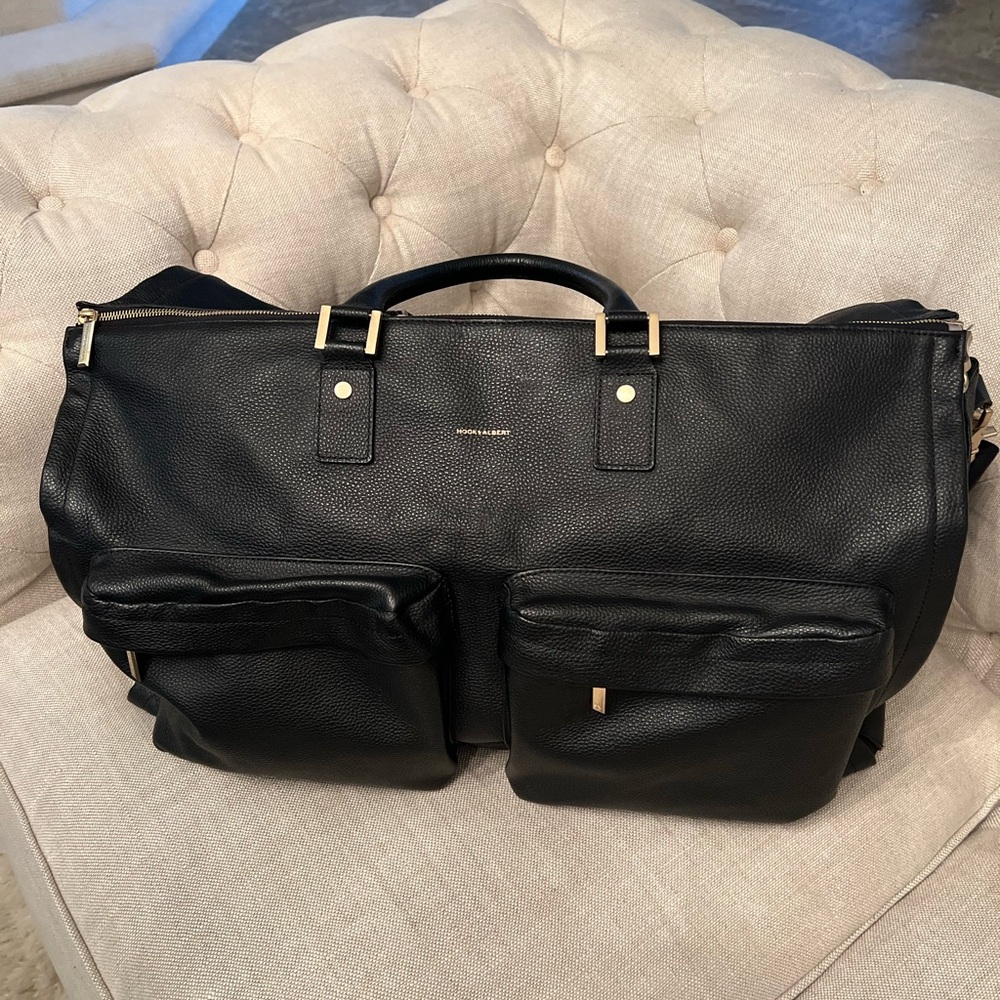 Hook & Albert Leather Garment Weekender Bag